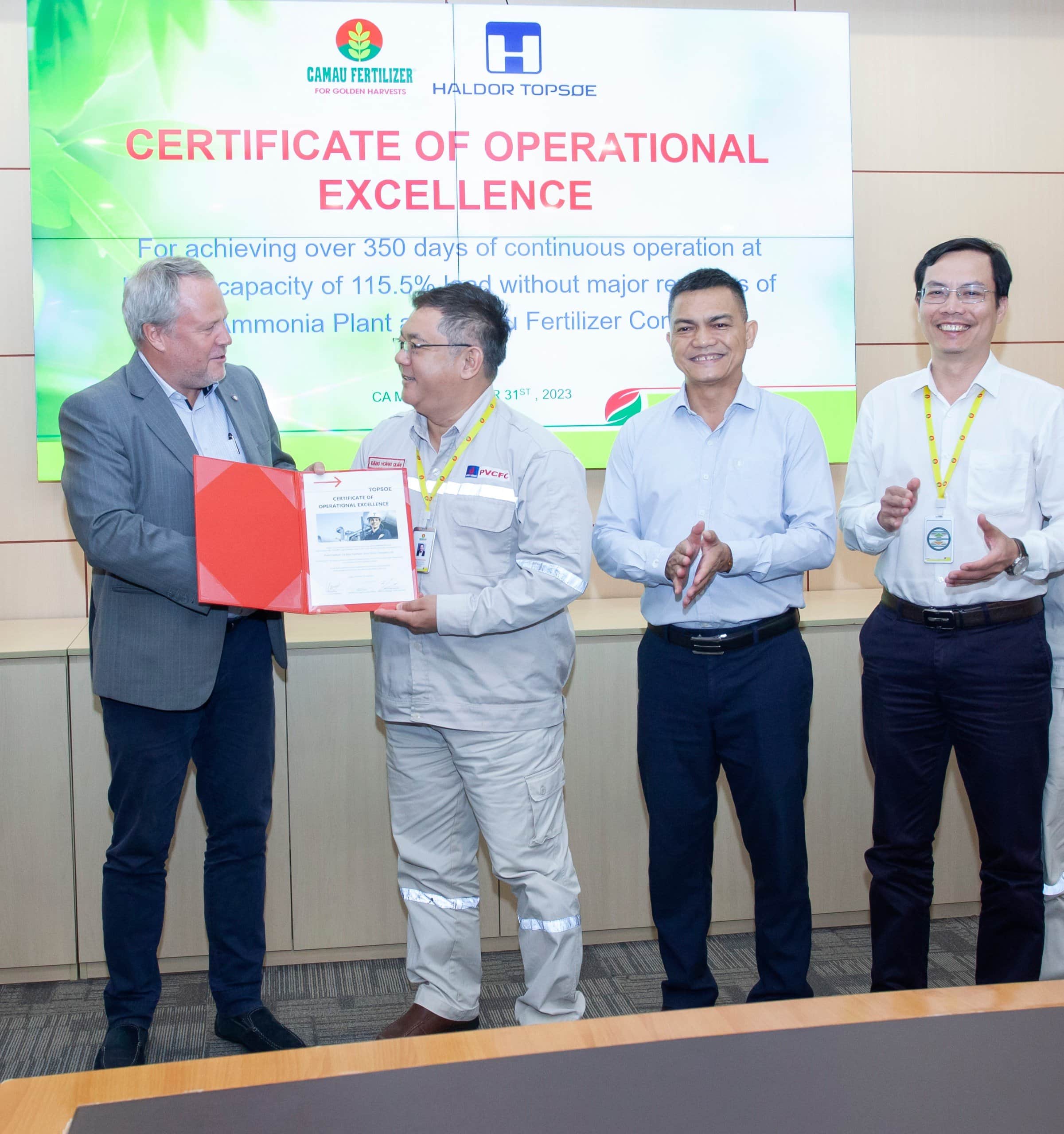 Nhà Máy Đạm Cà Mau Thêm Kỷ Lục Mới Về Vận Hành An Toàn, Ổn Định Liên Tục Hơn 350 Ngày