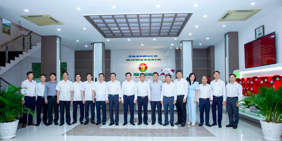 Thường Trực Đảng Uỷ Khối DNTW Làm Việc Với Đảng Uỷ PVCFC